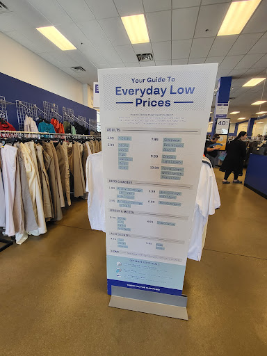 Thrift Store «Goodwill Industries Store & Donation Center», reviews and photos, 30 Broadway, Elmwood Park, NJ 07407, USA