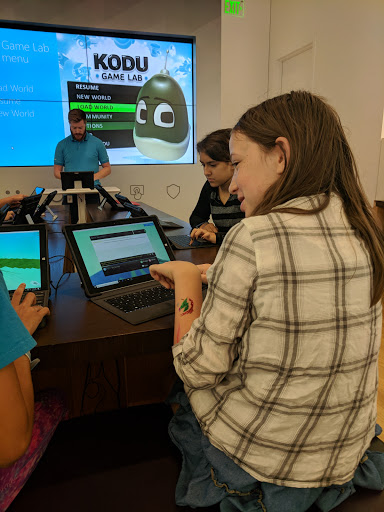 Computer Store «Microsoft Store - The Domain», reviews and photos, 3309 Esperanza Crossing #104, Austin, TX 78758, USA