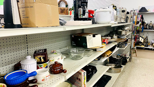 Thrift Store «Goodwill Store & Donation Center», reviews and photos, 700 Nutt Rd, Phoenixville, PA 19460, USA