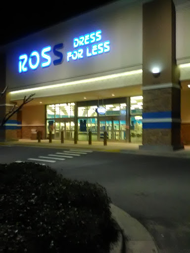 Clothing Store «Ross Dress for Less», reviews and photos, 3205 Rolling Oaks Blvd, Kissimmee, FL 34747, USA