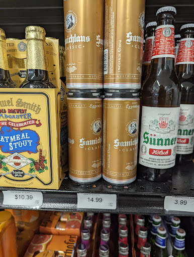 Liquor Store «Pearl Street Beverage», reviews and photos, 240 Pearl St, Burlington, VT 05401, USA