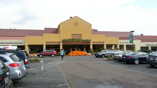 Grocery Store «New Seasons Market Mountain Park», reviews and photos, 3 Monroe Pkwy, Lake Oswego, OR 97035, USA