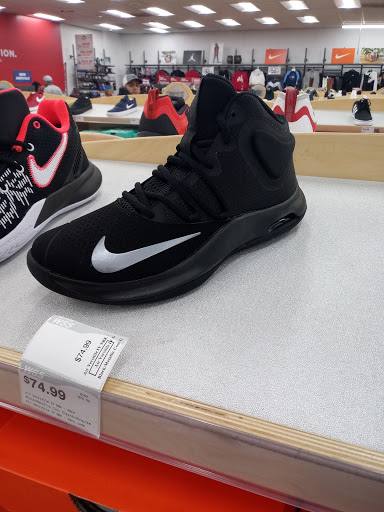 Shoe Store «WSS», reviews and photos, 1150 S Harbor Blvd, Fullerton, CA 92832, USA