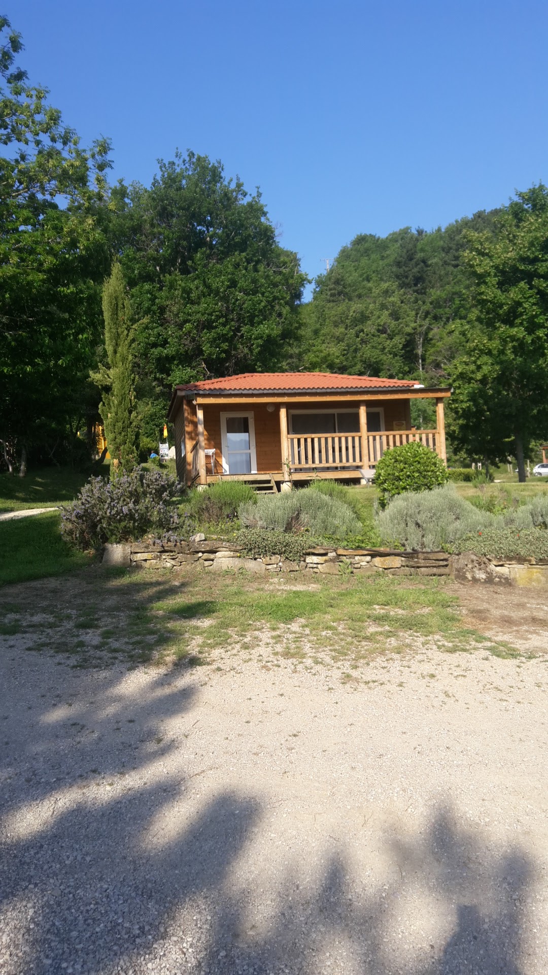 Photo n° 36 de l'avis de Philippe.o fait le 20/05/2018 à 07:54