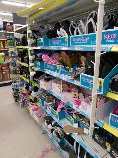 Discount Store «Dollar General», reviews and photos, 62 N Londonderry Square, Palmyra, PA 17078, USA