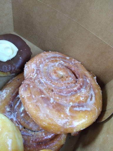 Donut Shop «Dixie Cream Donuts», reviews and photos, 1364 SW Bayshore Blvd, Port St Lucie, FL 34983, USA