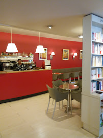 Bibliothèque du Restaurant La Galerne à Le Havre - n°5