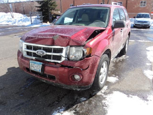 Auto Body Shop «Maaco Collision Repair & Auto Painting», reviews and photos, 8765 Jefferson Hwy, Osseo, MN 55369, USA