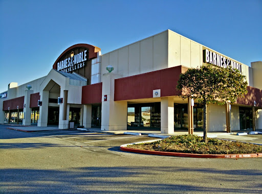 Barnes & Noble, 3600 Stevens Creek Blvd, San Jose, CA 95117, USA, 