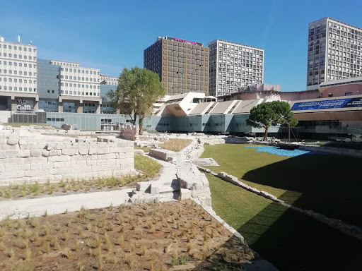 Parkings à bas prix au centre de Marseille