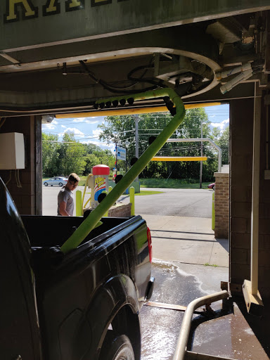 Supreme Clean Car Wash en Canton