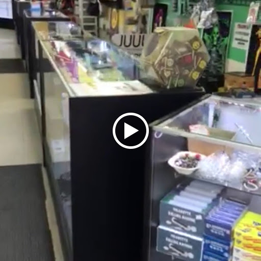 Tobacco Shop «Smokeez Smoke Shop», reviews and photos, 1911 Westminster St, Providence, RI 02909, USA