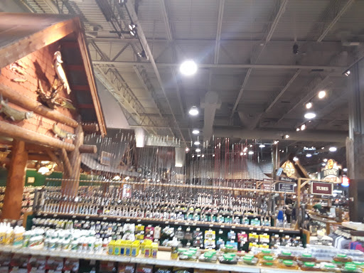 Sporting Goods Store «Bass Pro Shops», reviews and photos, 4500 Baldwin Rd, Auburn Hills, MI 48326, USA