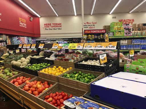 Grocery Store «Grocery Outlet Bargain Market», reviews and photos, 1535 S Novato Blvd, Novato, CA 94947, USA