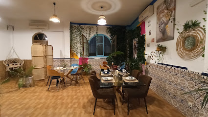 Akru Restaurant - Paladar - C. San Sebastián, 40, 11380 Tarifa, Cádiz, Spain