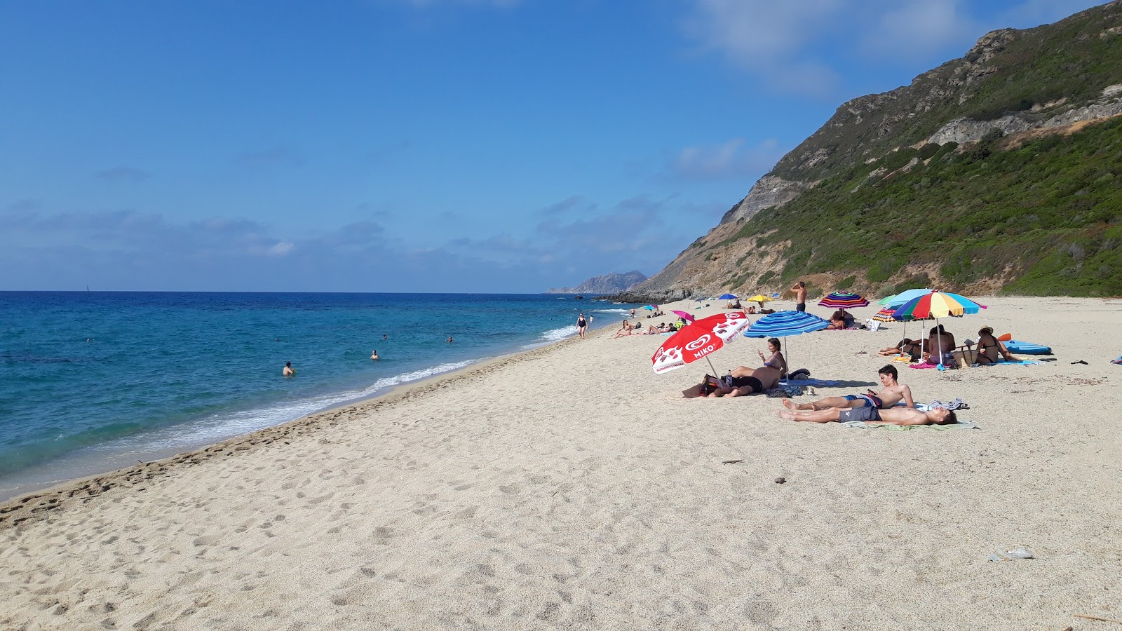 Foto di Spiaggia di Losari con molto pulita livello di pulizia