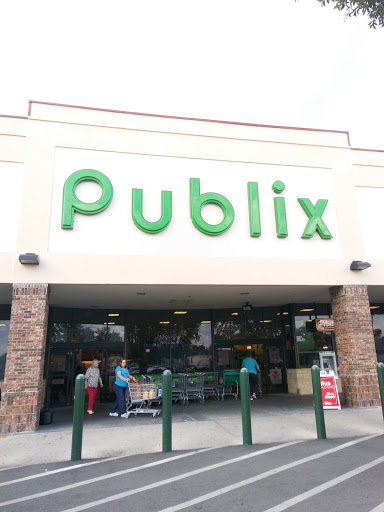 Shopping Mall «South Oaks Shopping Center», reviews and photos, 1546 S Ohio Ave, Live Oak, FL 32064, USA