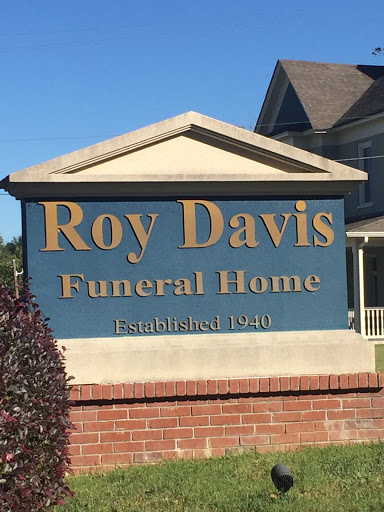 Funeral Home «Roy Davis Funeral Home», reviews and photos, 5935 Mulberry St, Austell, GA 30168, USA