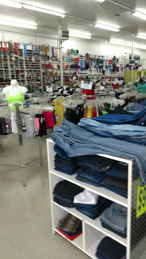 Clothing Store «Gen X Clothing», reviews and photos, 2090 Olympic St, Springfield, OR 97477, USA