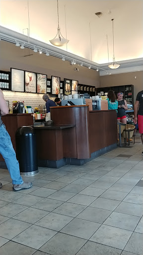 Coffee Shop «Starbucks», reviews and photos, 2450 E Main St, Bexley, OH 43209, USA