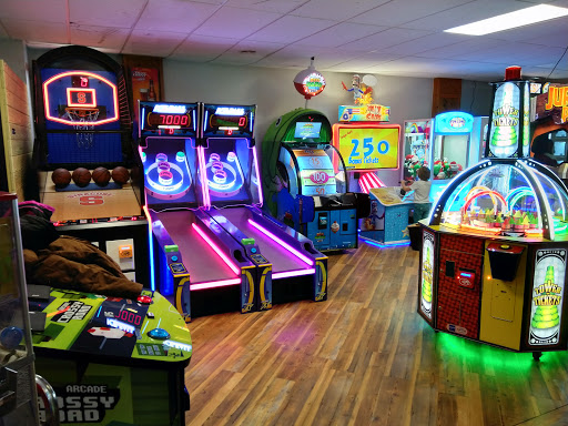 Bowling Alley «Caz Sports Bowl», reviews and photos, 3 Carriage Ln, Cazenovia, NY 13035, USA