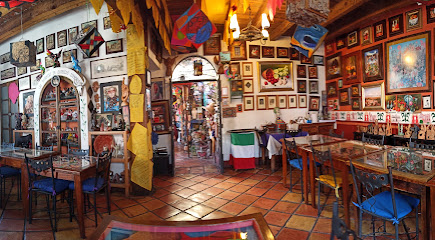 LA LEYENDA GALERÍA RESTAURANTE - C. Segunda de Matamoros 216, Zacatecas Centro, 98000 Zacatecas, Zac., Mexico