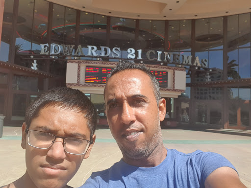 Movie Theater «Edwards Irvine Spectrum 21 IMAX & RPX», reviews and photos, 500 Spectrum Center Dr, Irvine, CA 92618, USA