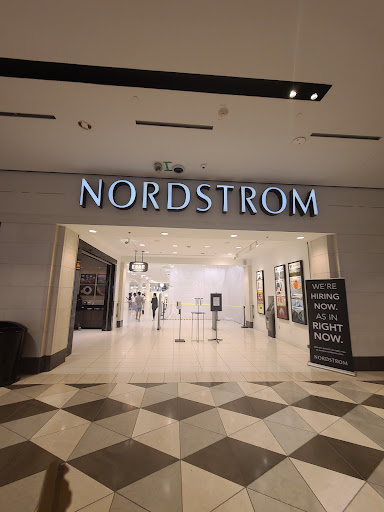 Clothing Store «The North Face», reviews and photos, 2855 Stevens Creek Blvd #2321, Santa Clara, CA 95050, USA