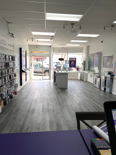 Cell Phone Store «MetroPCS Authorized Dealer», reviews and photos, 7392 Mission St, Daly City, CA 94014, USA