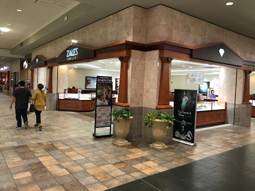 Jewelry Store «Zales - The Diamond Store», reviews and photos, 6020 82nd St, Indianapolis, IN 46250, USA