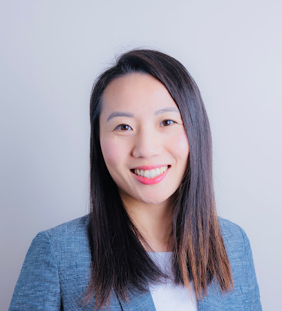 Elaine Zhang, Registered Dietitian, Nutrition Counselling