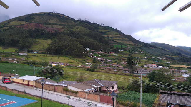 Polideportivo El Angel - El Ángel