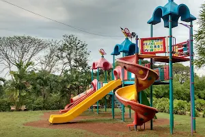 Childrens Park image