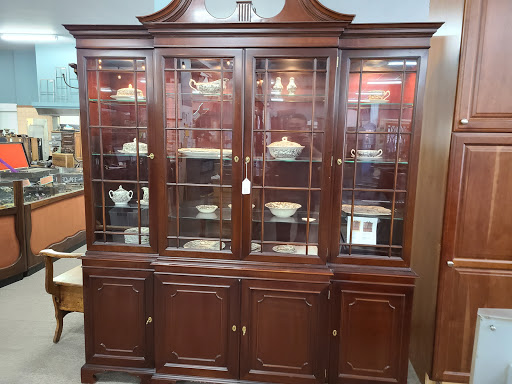 Building Materials Store «ReHouse Architectural Salvage», reviews and photos, 469 W Ridge Rd, Rochester, NY 14615, USA