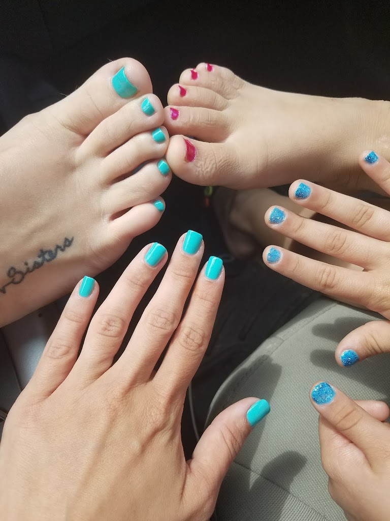 J Nails 77474