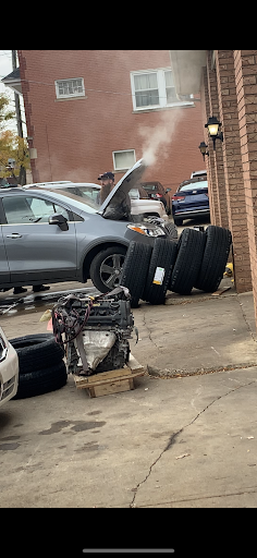 Used Car Dealer «RightWay Auto Sales», reviews and photos, 7811 Brookpark Rd, Parma, OH 44129, USA