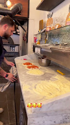 Photo n°24 de Sorrento Pizzeria Napoletana à Paris ()