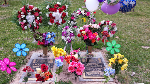 Funeral Home «Brookside Memorial Funeral Home, Crematory and Cemetery», reviews and photos, 13401 Eastex Fwy, Houston, TX 77039, USA