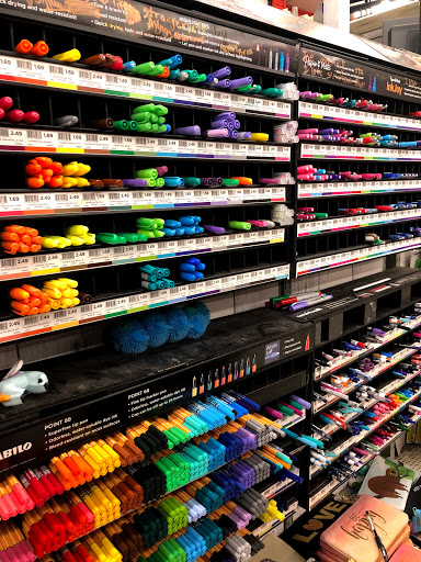 Craft Store «Michaels», reviews and photos, 201 E Orangefair Mall, Fullerton, CA 92832, USA