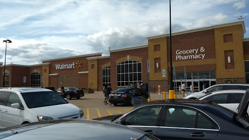 Department Store «Walmart Supercenter», reviews and photos, 201 Highlands Blvd Dr, Manchester, MO 63011, USA
