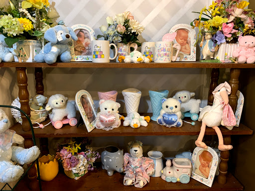 Florist «Riverside Floral Co», reviews and photos, 307 Bridgeboro St, Riverside, NJ 08075, USA