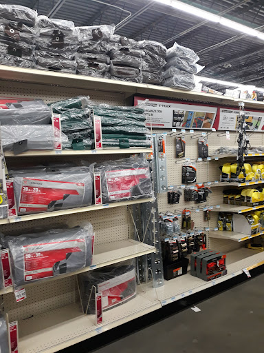 Home Improvement Store «Tractor Supply Co.», reviews and photos, 3000 Pruden Blvd, Suffolk, VA 23434, USA