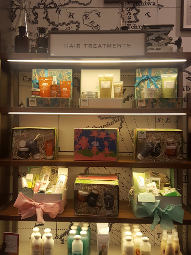 Cosmetics Store «Origins Harvard Square», reviews and photos, 6 Brattle St, Cambridge, MA 02138, USA
