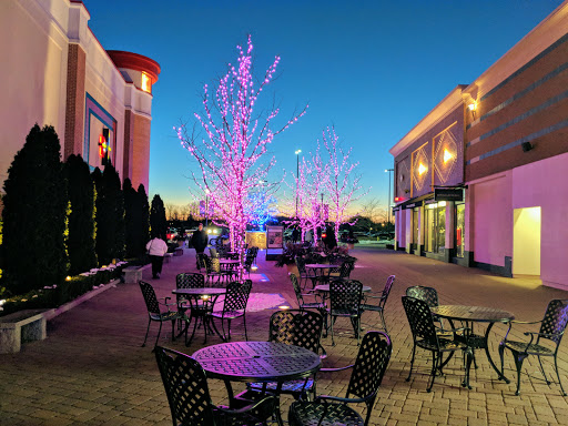 Shopping Mall «The Mall at Partridge Creek», reviews and photos, 17420 Hall Rd, Charter Twp of Clinton, MI 48038, USA