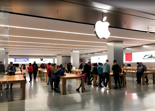 Computer Store «Apple Queens Center», reviews and photos, 90-15 Queens Blvd, Elmhurst, NY 11373, USA