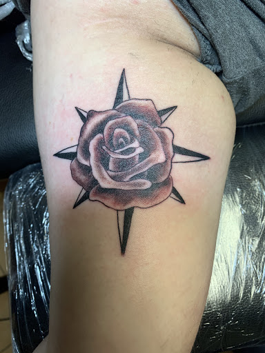 Tattoo Shop «Cross Roads Tattoo and Piercing», reviews and photos, 2070 Texas Ave, Bridge City, TX 77611, USA