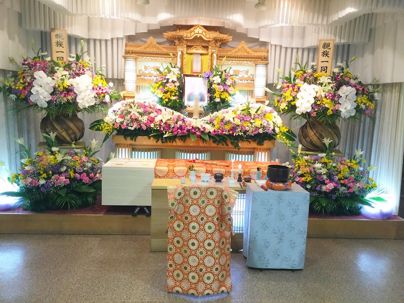 家族葬のセレモニー 天照 川西会館