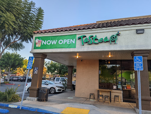 Shopping Mall «Harbor Town and Country Shopping Center», reviews and photos, 12891 Harbor Blvd, Garden Grove, CA 92840, USA