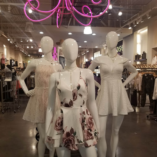 Shopping Mall «Coral Square», reviews and photos, 9469 W Atlantic Blvd, Coral Springs, FL 33071, USA