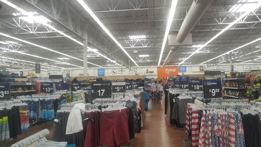 Discount Store «Walmart», reviews and photos, 3164 Berlin Turnpike, Newington, CT 06111, USA